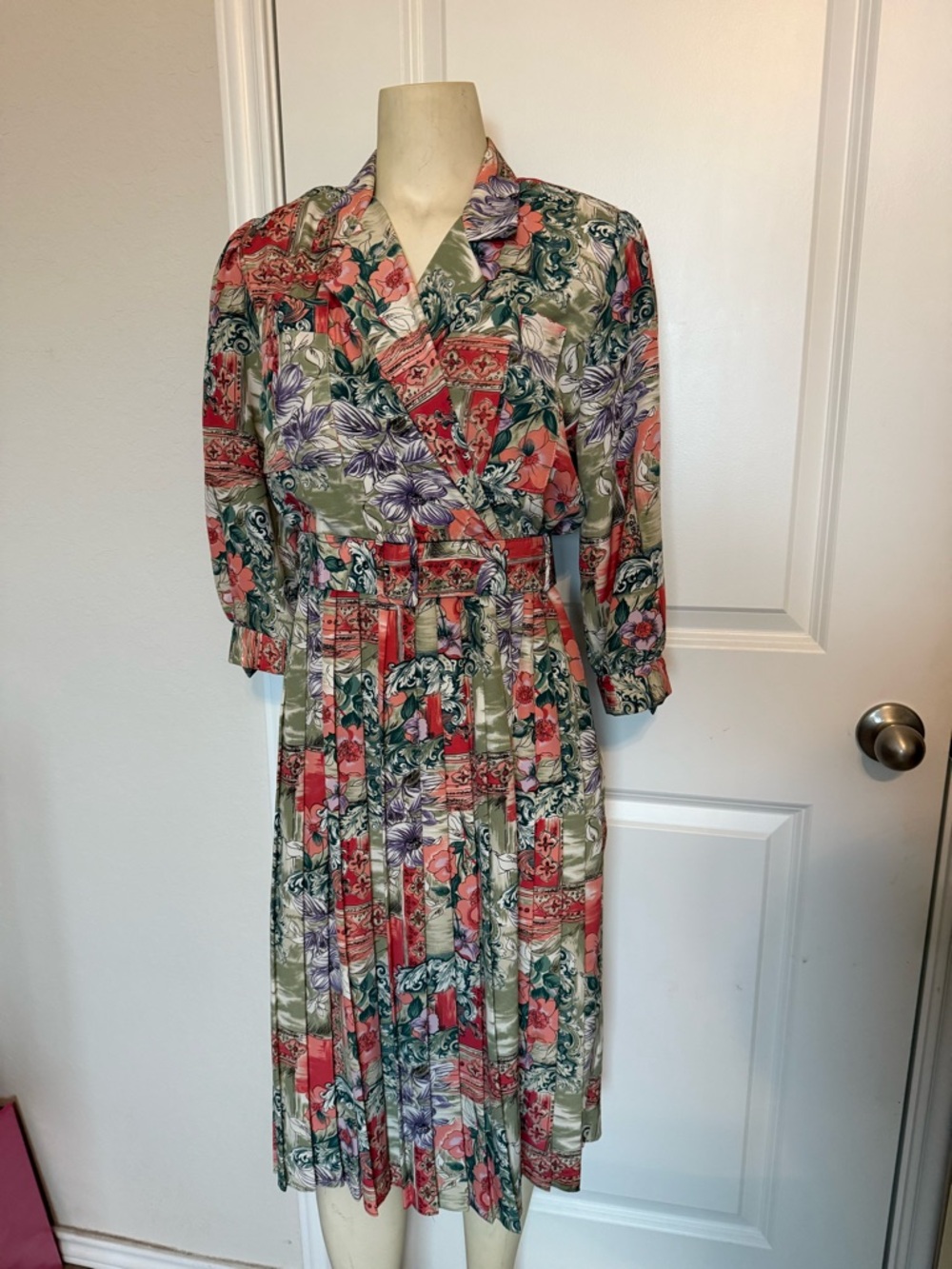 Vintage Breli Originals Tropical Print Pleated A Line Belted Dress